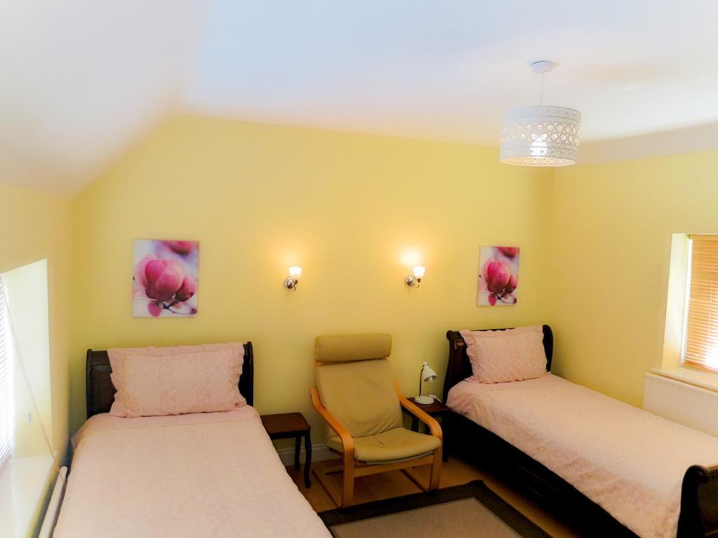Bed and Breakfast Angel View Гілфорд Номер фото